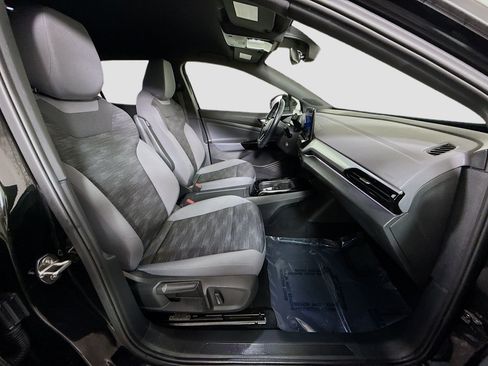 Used 2022 Volkswagen ID.4 Pro image 29