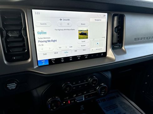 New 2025 Ford Bronco Outer Banks image 14