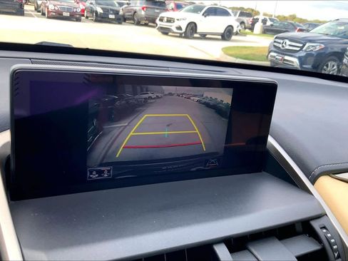 Used 2018 Lexus NX 300 image 25