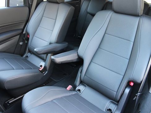 Used 2025 Mercedes-Benz GLS 450 GLS 450 4MATIC image 12