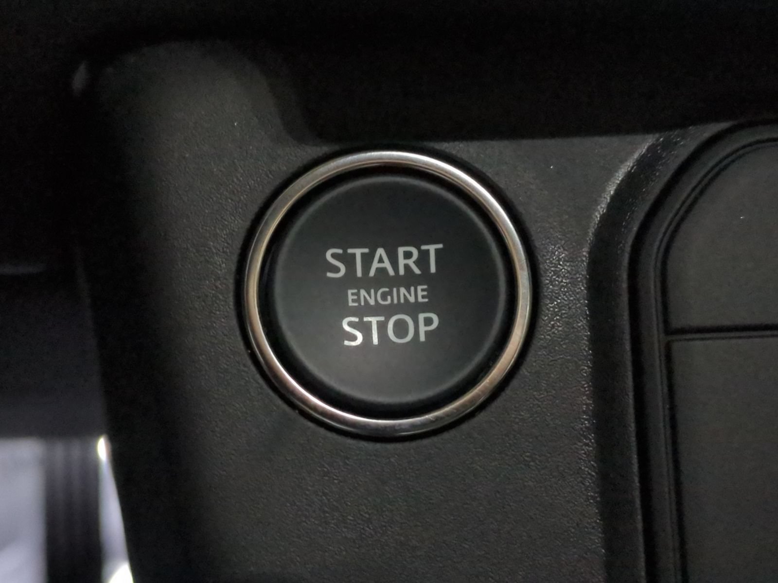 New 2026 Land Rover Defender 110 X-Dynamic SE AWD/4WD image 23