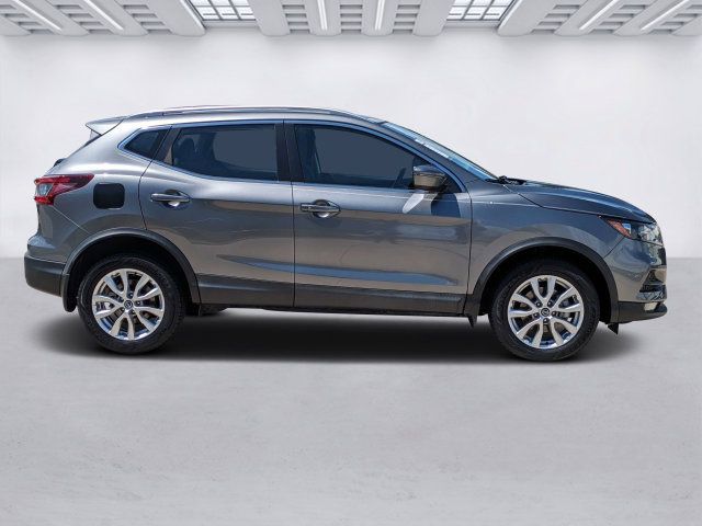 Used 2021 Nissan Rogue Sport SV FWD image 3