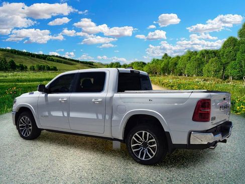 Used 2026 RAM 1500 Limited AWD/4WD image 4