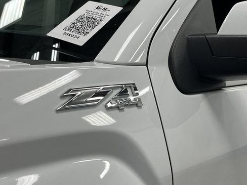 Used 2016 GMC Sierra 1500 SLE w/ SLE Value Package image 36