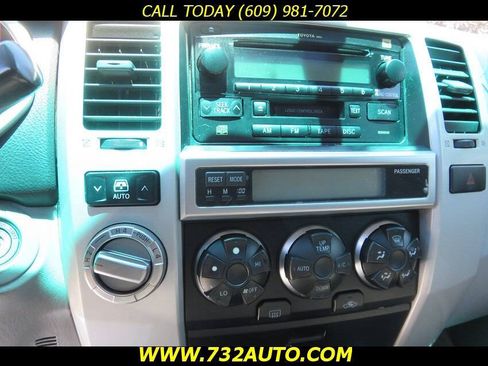 Used 2004 Toyota 4Runner SR5 w/ Preferred Accessory Pkg AWD/4WD image 11