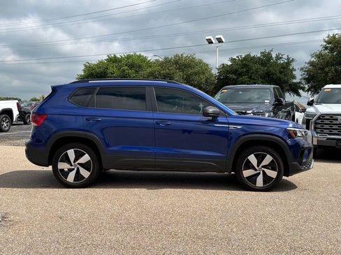 Used 2024 Volkswagen Taos S AWD/4WD image 4