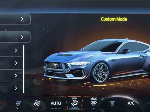 Used 2024 Ford Mustang GT Premium image 27