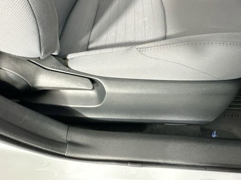 Used 2024 Toyota Corolla SE FWD image 22