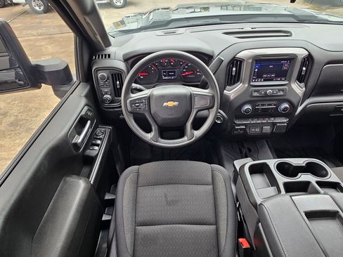 Used 2025 Chevrolet Silverado 2500 Custom w/ Custom Convenience Package AWD/4WD image 27