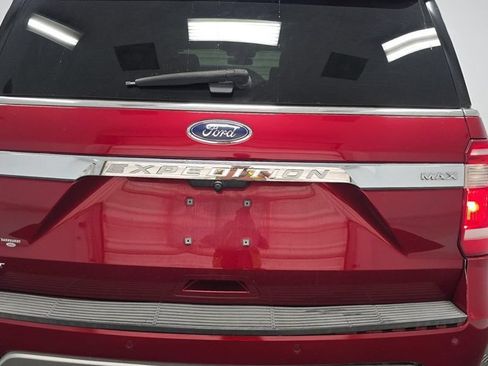 Used 2019 Ford Expedition Max XLT w/ Equipment Group 202A AWD/4WD image 5