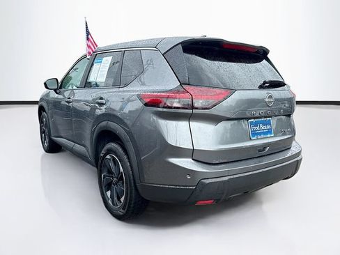 Used 2024 Nissan Rogue SV AWD/4WD image 6