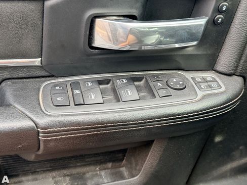Used 2023 RAM 2500 Laramie w/ Night Edition AWD/4WD image 8