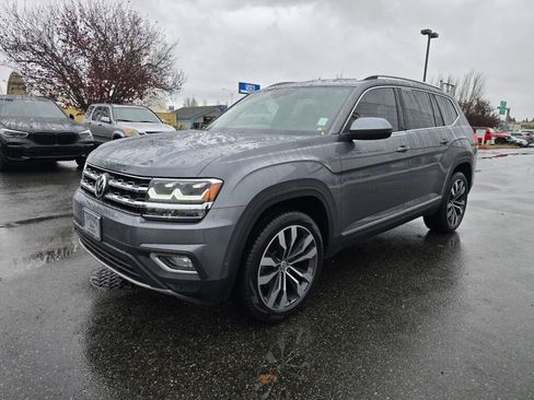 Used 2019 Volkswagen Atlas SEL Premium image 3