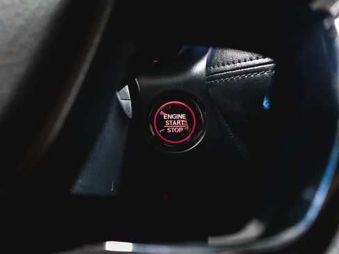 Certified 2023 Honda HR-V LX image 24