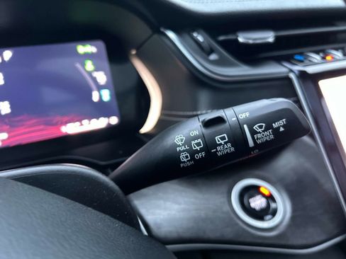 Used 2024 Jeep Grand Cherokee Limited 4xe image 29