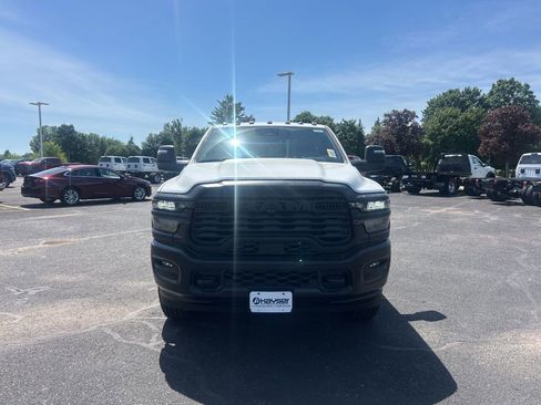New 2026 RAM 3500 Tradesman AWD/4WD image 2
