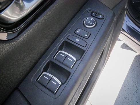 Used 2023 Honda CR-V EX-L image 15