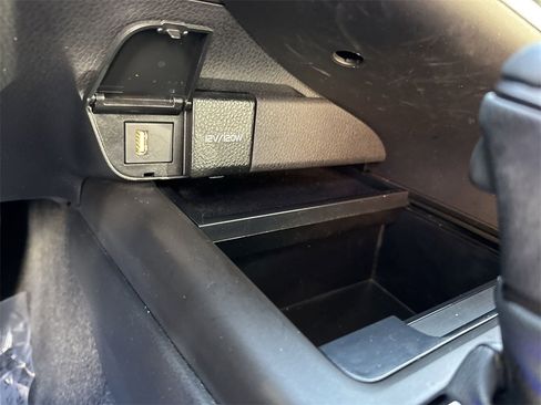 Used 2023 Toyota Camry SE image 54