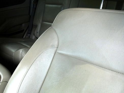 Used 2017 GMC Yukon SLT image 28