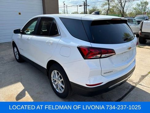 Used 2024 Chevrolet Equinox LT AWD/4WD image 2