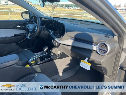 New 2026 Chevrolet Trax LT w/ Driver Confidence Package image 27