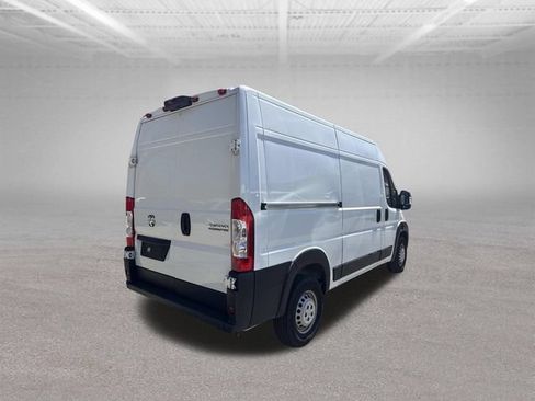 Used 2025 RAM ProMaster 2500 w/ Convenience Group FWD image 10