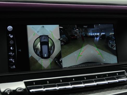 Used 2022 Rolls-Royce Cullinan Black Badge AWD/4WD image 24