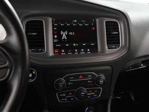 Used 2023 Dodge Charger SXT image 9