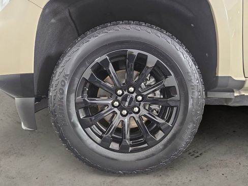 Certified 2022 GMC Canyon Elevation w/ Elevation Premium Package AWD/4WD image 14