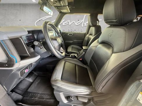 Used 2022 Ford Bronco Black Diamond image 19