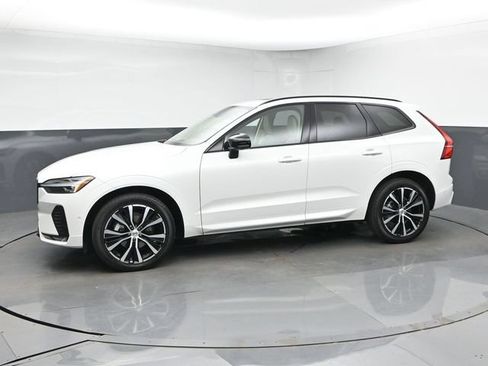 Used 2023 Volvo XC60 B5 Ultimate AWD/4WD image 6