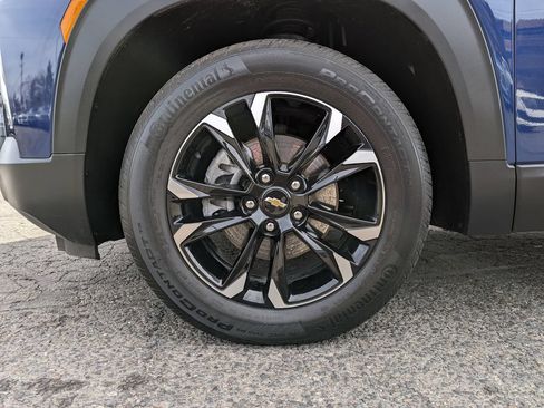 Used 2023 Chevrolet TrailBlazer LT FWD image 42