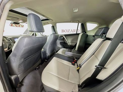 Used 2018 Toyota RAV4 Limited image 28