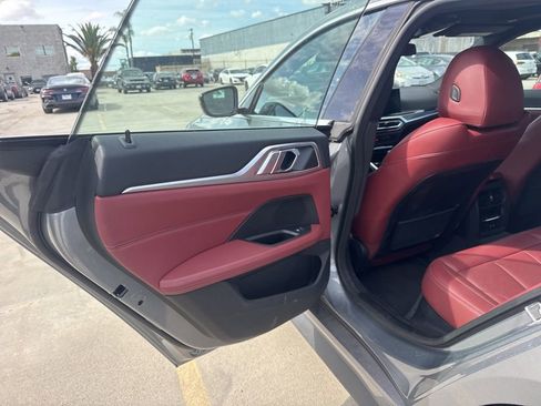 Used 2022 BMW i4 eDrive40 RWD image 14