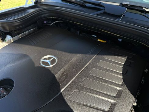 Used 2025 Mercedes-Benz GLS 450 4MATIC image 61