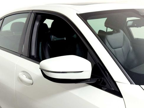 Certified 2022 BMW 330i xDrive 330i xDrive w/ Driving Assistance Package image 31