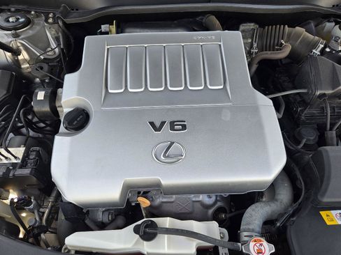 Used 2018 Lexus ES 350 w/ Luxury Package w/Wood Trim FWD image 29