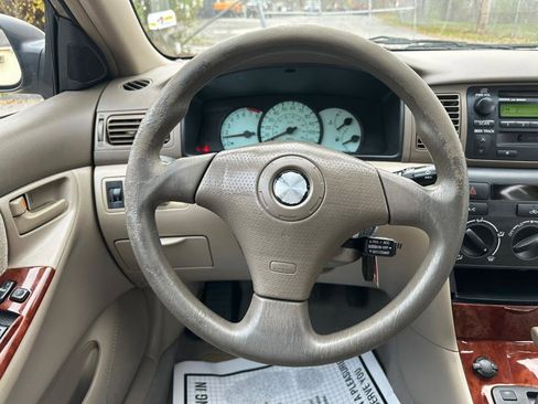 Used 2004 Toyota Corolla CE image 24