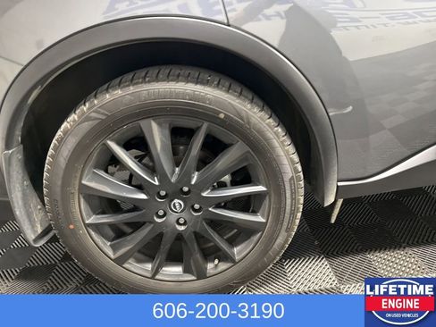 Used 2023 Nissan Murano SL w/ Cargo Package image 6