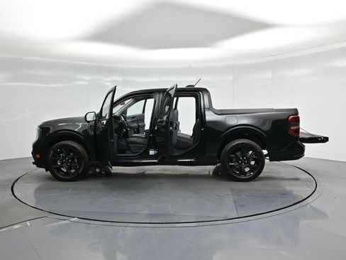 New 2025 Ford Maverick Lobo image 35