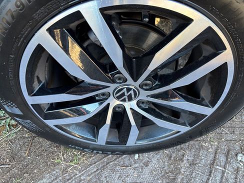 Used 2025 Volkswagen Jetta SE image 29