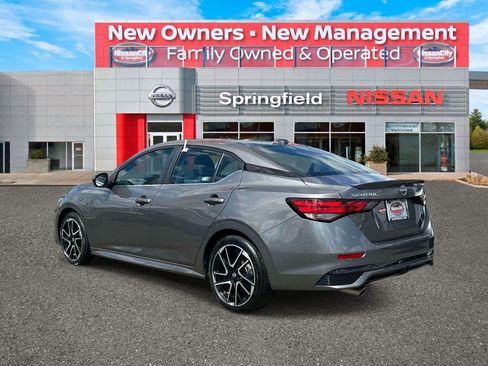 Used 2024 Nissan Sentra SR w/ SR Premium Package FWD image 6