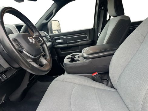 Used 2024 RAM 3500 Big Horn image 19
