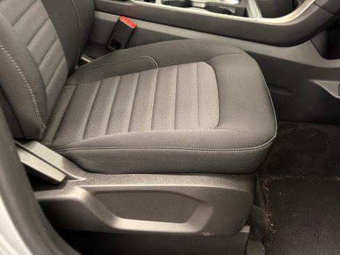 New 2024 Ford Edge SE image 11