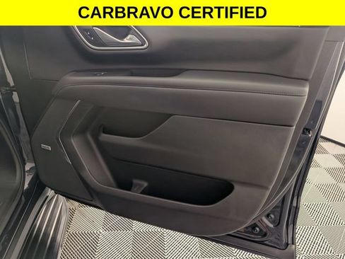 Used 2021 Chevrolet Suburban LT AWD/4WD image 35