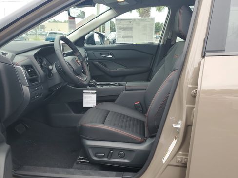 New 2026 Nissan Rogue SV image 11