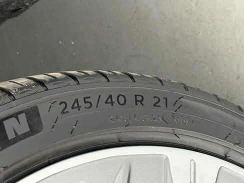 Used 2023 Genesis G90 3.5T image 48