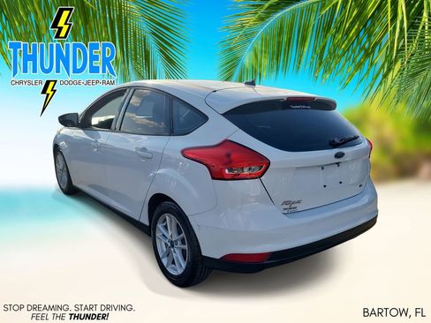Used 2017 Ford Focus SE image 3