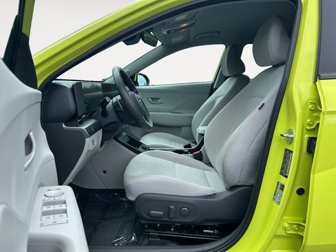 Used 2024 Hyundai Kona SEL FWD image 6