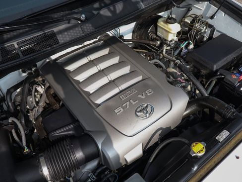 Used 2010 Toyota Tundra 2WD Double Cab image 13